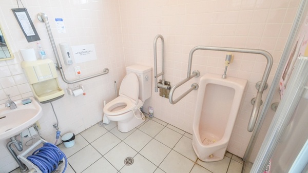 スギ薬局　津新町店のお手洗い