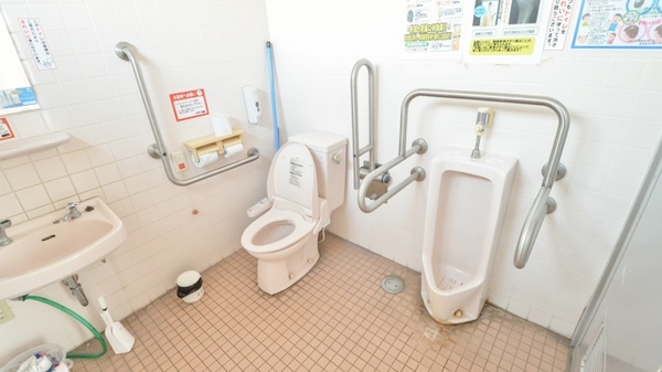 スギ薬局　又丸店のお手洗い