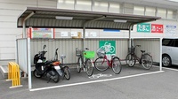 スギ薬局　富田店の駐輪場