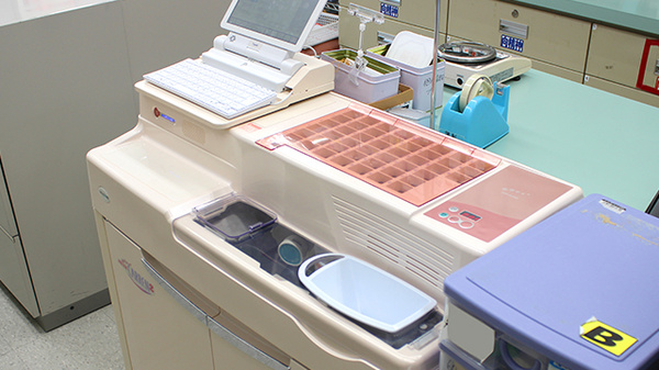 スギ薬局　富田店の調剤器具