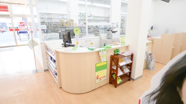 スギ薬局　荒尾店の受付/カウンター