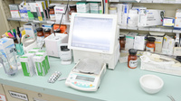 スギ薬局　荒尾店の調剤器具