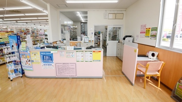 スギ薬局　青山店の受付/カウンター