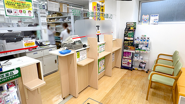 スギ薬局　山科店の受付/カウンター