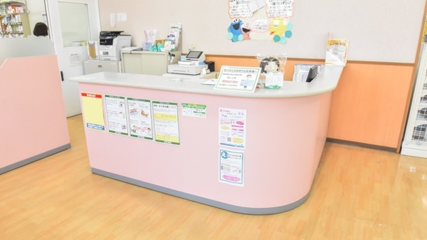 スギ薬局　大手店の受付/カウンター