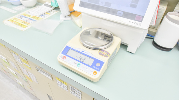 スギ薬局　大手店の調剤器具
