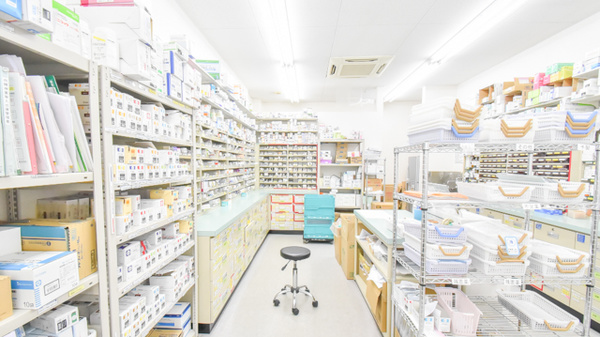 スギ薬局　大手店の調剤室