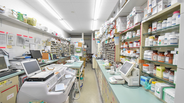 スギ薬局　深田店の調剤室