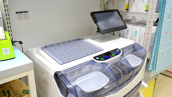 スギ薬局　堺旭ケ丘店の調剤器具