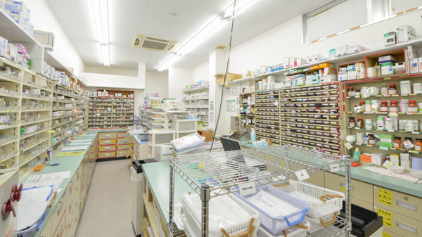 スギ薬局　三谷北店の調剤室