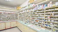 スギ薬局　東野店の薬棚