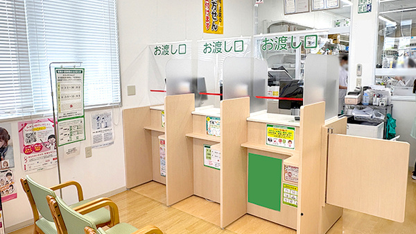 スギ薬局　若江南店の受付/カウンター