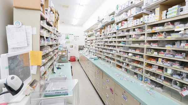スギ薬局　西尾調剤店の調剤室