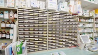 スギ薬局　渋川店の薬棚