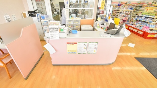 スギ薬局　久居インターガーデン店の受付/カウンター