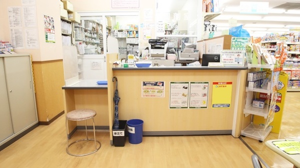 スギ薬局　武庫之荘店の受付/カウンター
