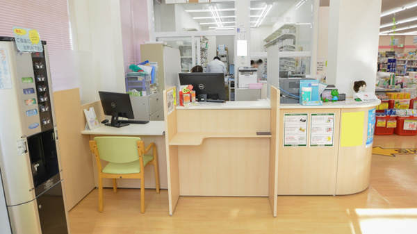 スギ薬局　伊賀上野店の受付/カウンター