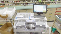スギ薬局　亀山栄店の調剤器具