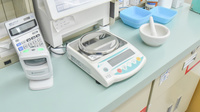スギ薬局　高屋店の調剤器具