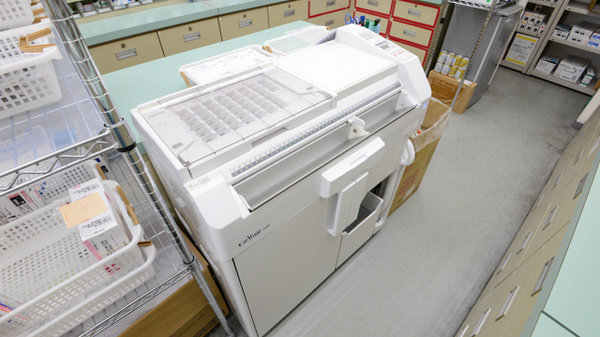 スギ薬局　清城店の調剤器具