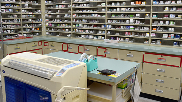 スギ薬局　稲沢西店の調剤室