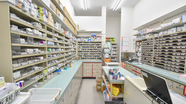 スギ薬局　伊勢小俣店の調剤室