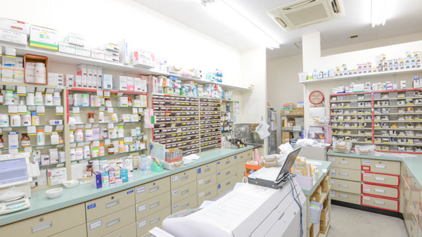スギ薬局　篠木店の調剤室