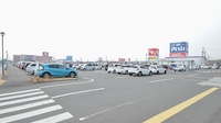 スギ薬局　白塚店の駐車場