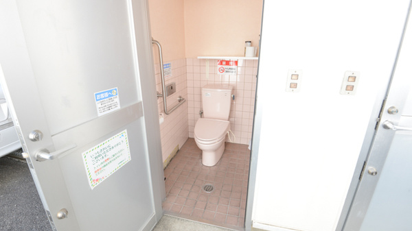 スギ薬局　千里山店のお手洗い