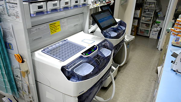 スギ薬局　和泉府中店の調剤器具
