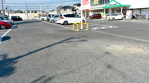 スギ薬局　和泉府中店の駐車場