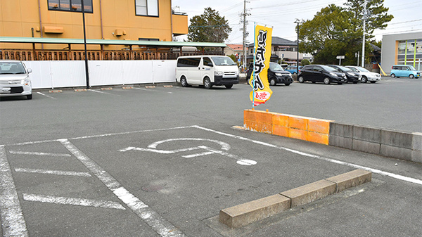 スギ薬局　磐田中泉店の駐車場