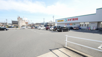 スギ薬局　瀬戸西山店の駐車場