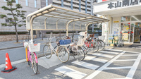 スギ薬局　本山南店の駐輪場