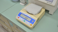 スギ薬局　味美店の調剤器具