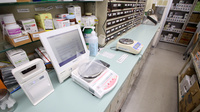スギ薬局　尼崎南七松店の調剤器具