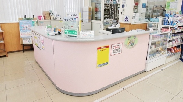 スギ薬局　豊橋中浜店の受付/カウンター
