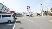 スギ薬局　茨木水尾店の駐車場