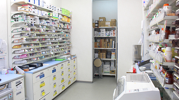 スギ薬局　藤枝水守店の調剤室