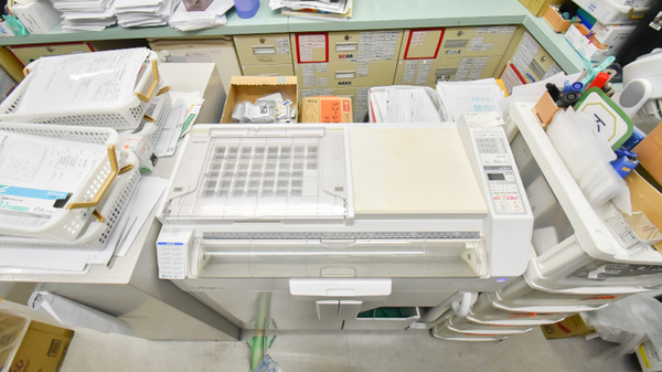 スギ薬局　サンシ生桑店の調剤器具