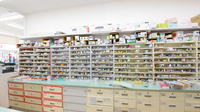 スギ薬局　常滑陶郷店の薬棚