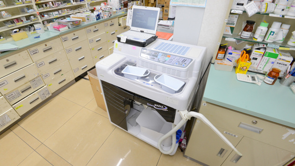 スギ薬局　常滑陶郷店の調剤器具