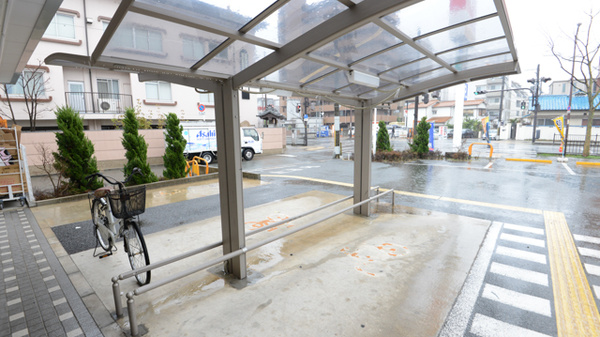 スギ薬局　吹田金田店の駐輪場