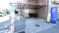 スギ薬局　佐井寺店の駐輪場