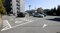 スギ薬局　佐井寺店の駐車場