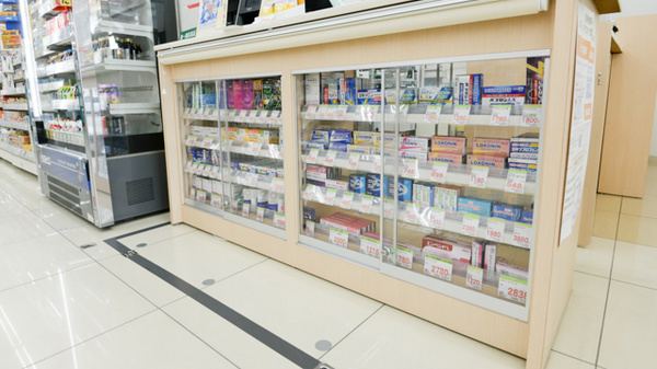 スギ薬局　上坂部店の一般医薬品