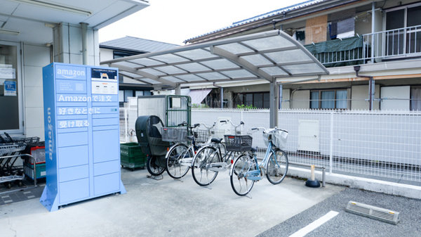 スギ薬局　上坂部店の駐輪場