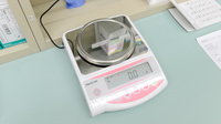 スギ薬局　宇治店の調剤器具
