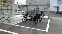 スギ薬局　神戸持子店の駐輪場