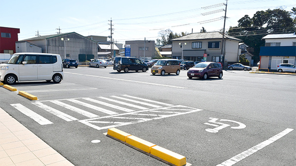 スギ薬局　浜松飯田店の駐車場